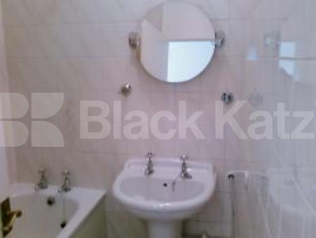 			New Instruciton, 2 Bedroom, 1 bath, 1 reception Flat			 Boundary Road, SWISS COTTAGE