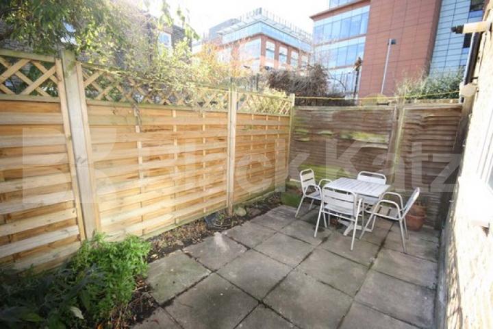 			NEW INSTRUCTION, 2 Bedroom, 1 bath, 1 reception Ground Floor Flat			 Winslow Road, Hammersmith