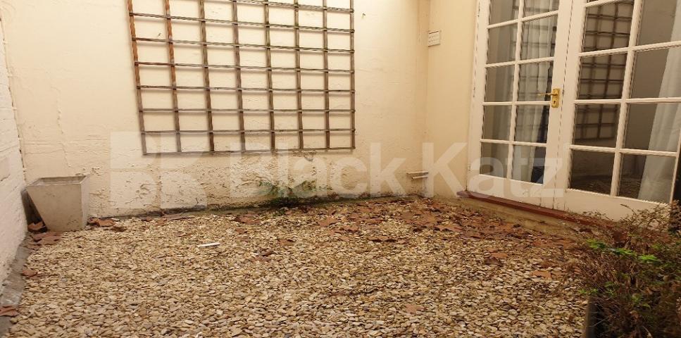 			SIX MONTH LET, 2 Bedroom, 1 bath, 1 reception Flat			 Eccleston Square, Victoria