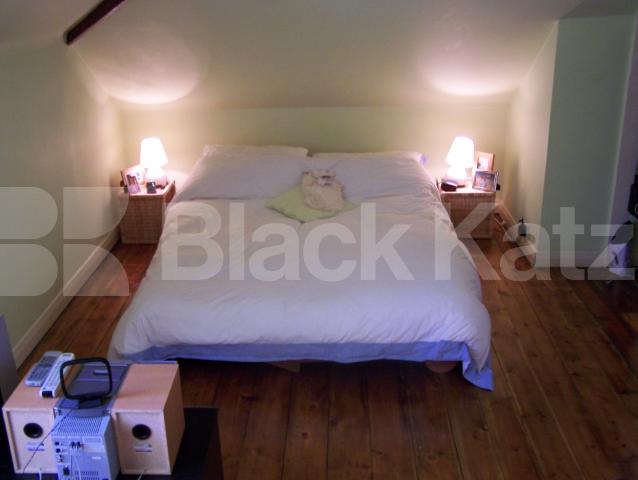 			NEW INSTRUCTION!, 2 Bedroom, 1 bath, 1 reception Flat			 Penn Road, CALEDONIAN ROAD