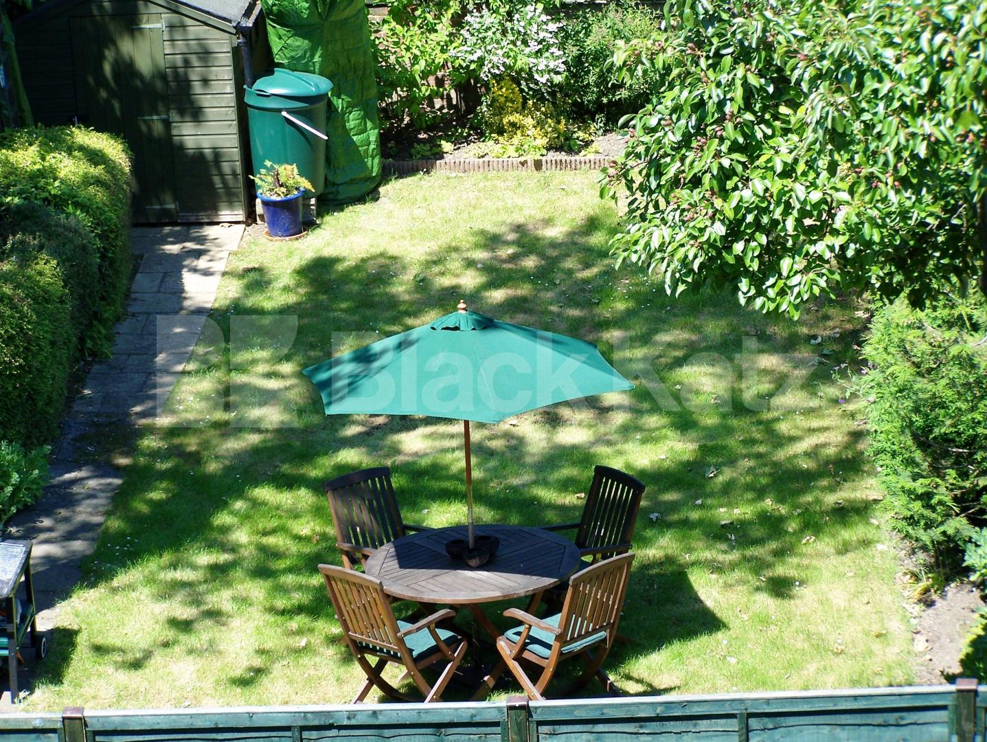 			NEW INSTRUCTION!, 2 Bedroom, 1 bath, 1 reception Flat			 Penn Road, CALEDONIAN ROAD