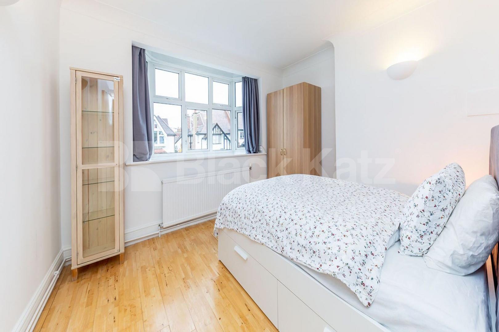 Inclusive of Council Tax, Water and Gas stunning split level 2 ded Montenotte Road, Crouch End / Highgate