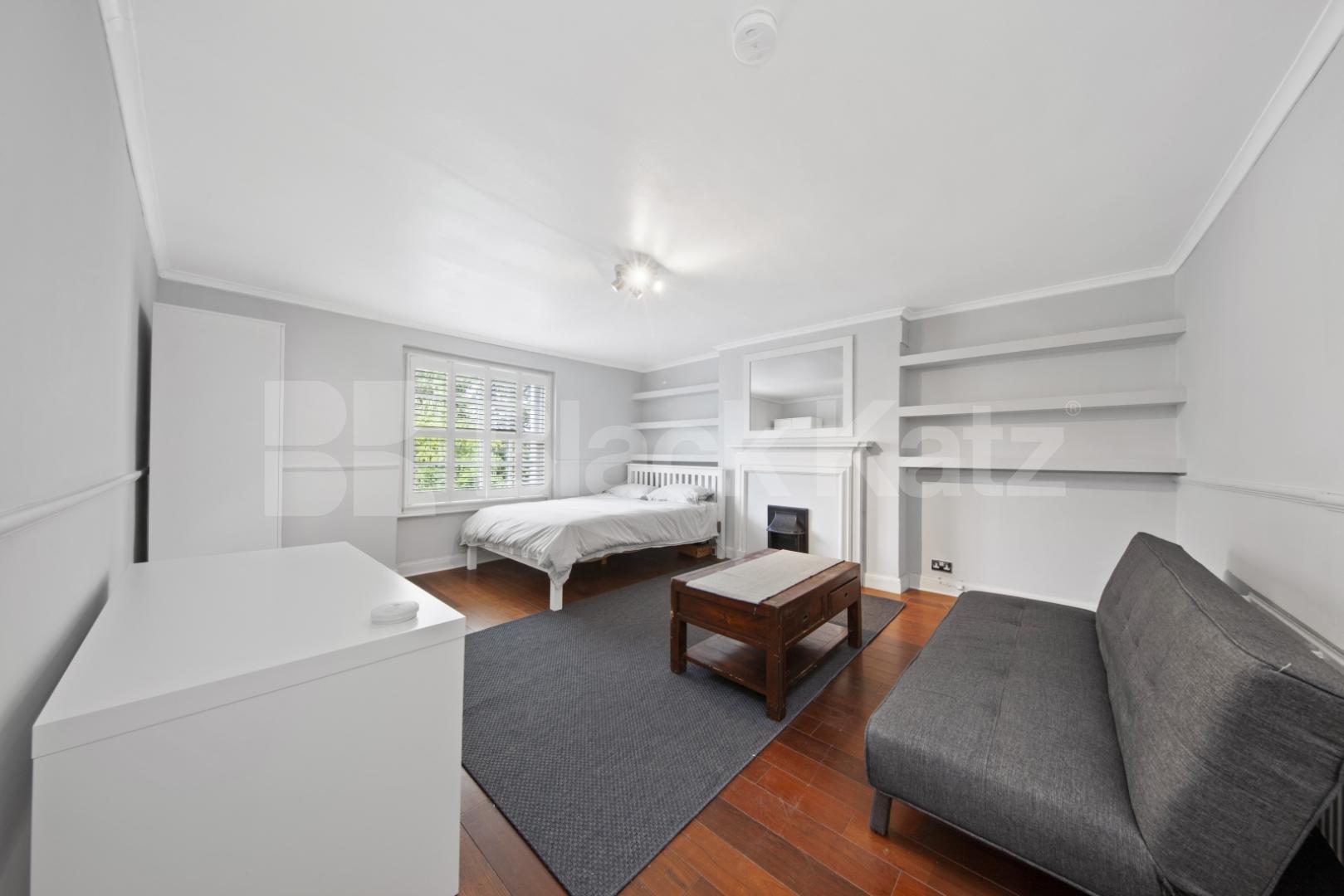 Beautiful 4 bedroom property perfect for professional and Students Camden Road, Camden Borders 