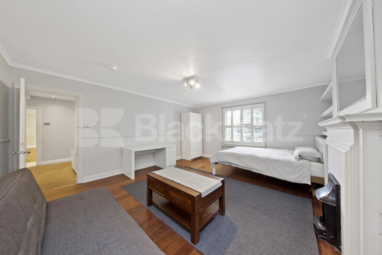 Beautiful 3 bedroom property perfect for professional and Students Camden Road, Camden Borders 