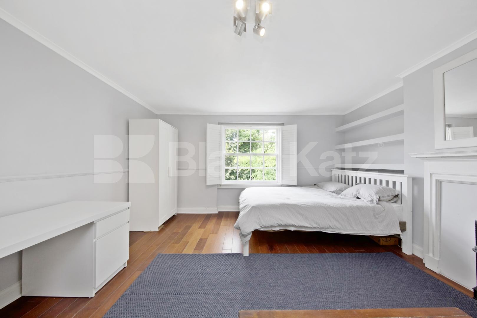 Beautiful 3 bedroom property perfect for professional and Students Camden Road, Camden Borders 