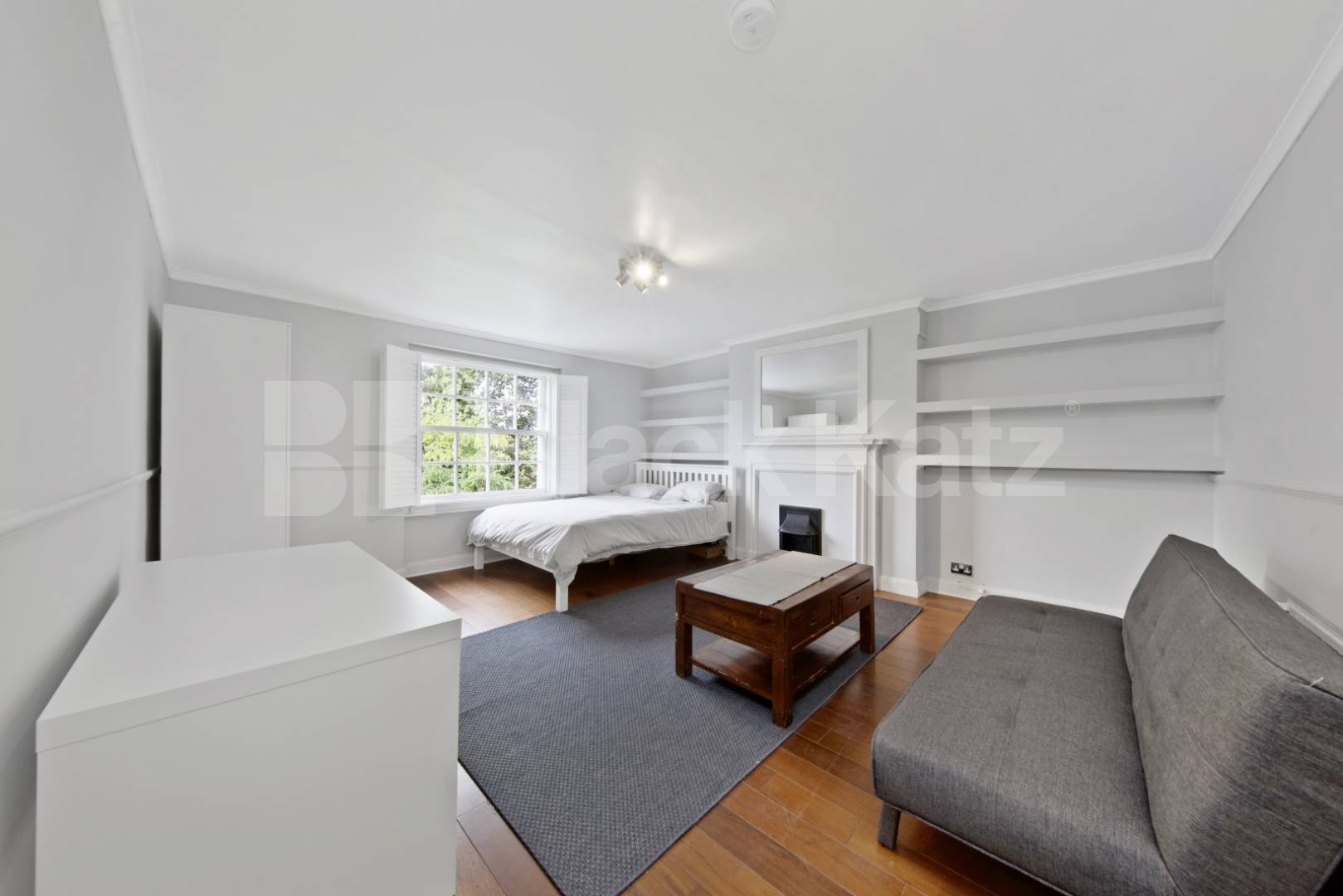 			3 Bedroom, 1 bath, 1 reception Flat			 Camden Road, Camden