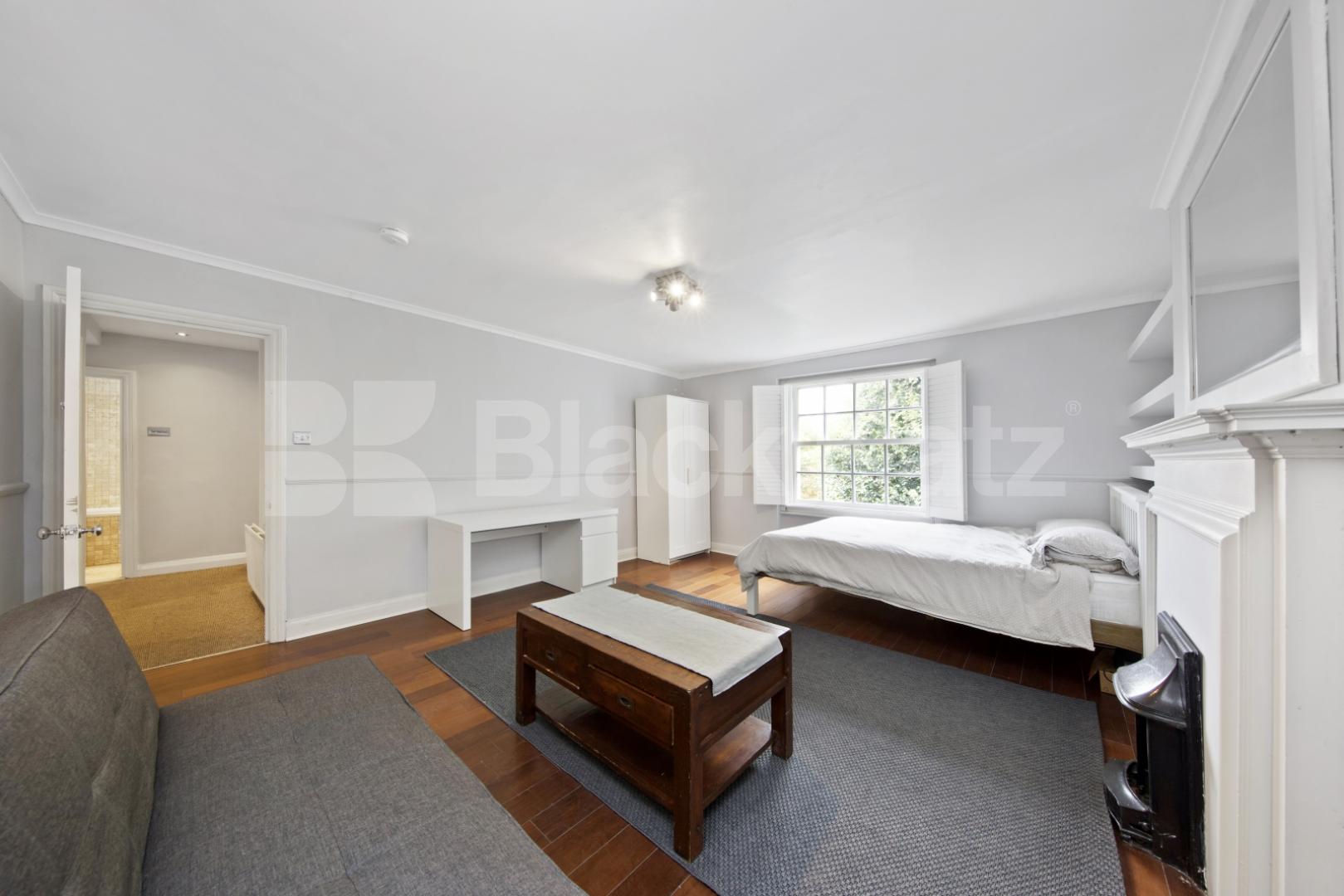 			3 Bedroom, 1 bath, 1 reception Flat			 Camden Road, Camden