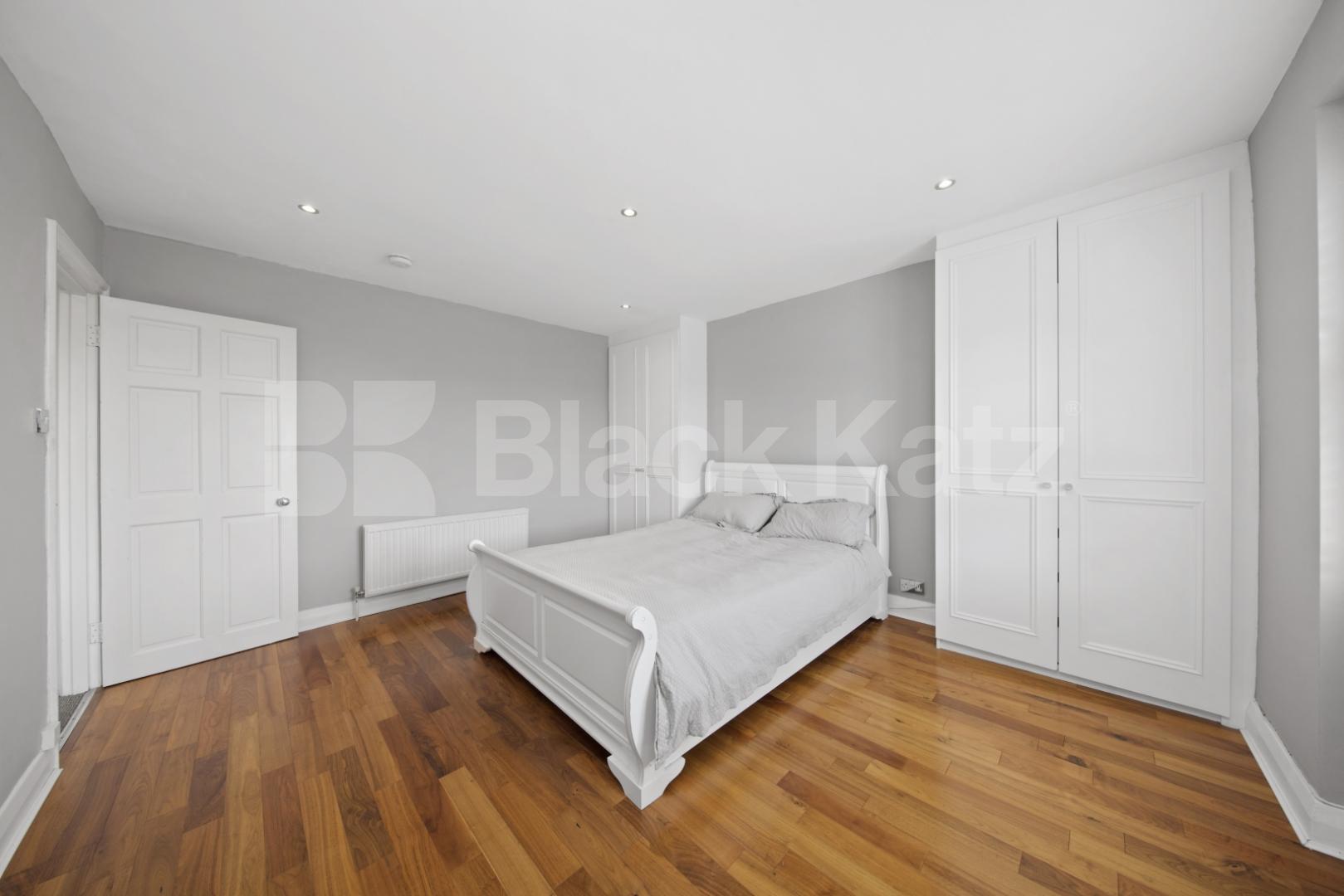 			3 Bedroom, 1 bath, 1 reception Flat			 Camden Road, Camden