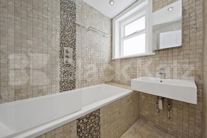 Beautiful 3 bedroom property perfect for professional and Students Camden Road, Camden Borders 