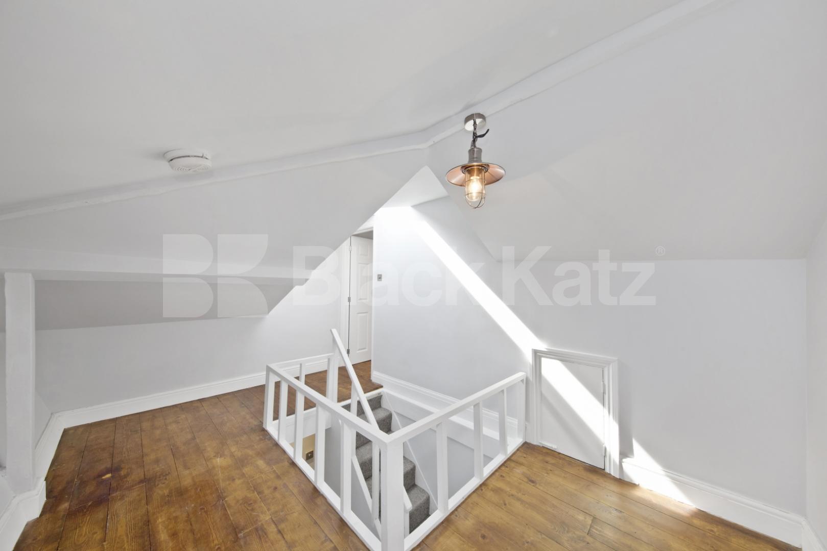 			3 Bedroom, 1 bath, 1 reception Flat			 Camden Road, Camden