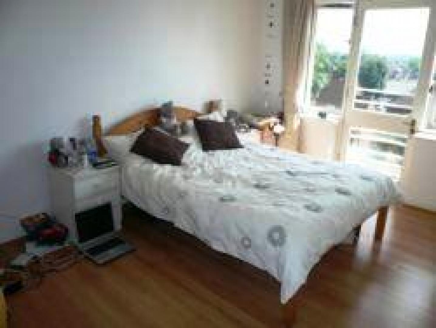 			2 DOUBLE BEDROOMS/2 BATHROOMS!!!, 2 Bedroom, 1 bath, 1 reception Flat			 Torrington Park, NORTH FINCHLEY