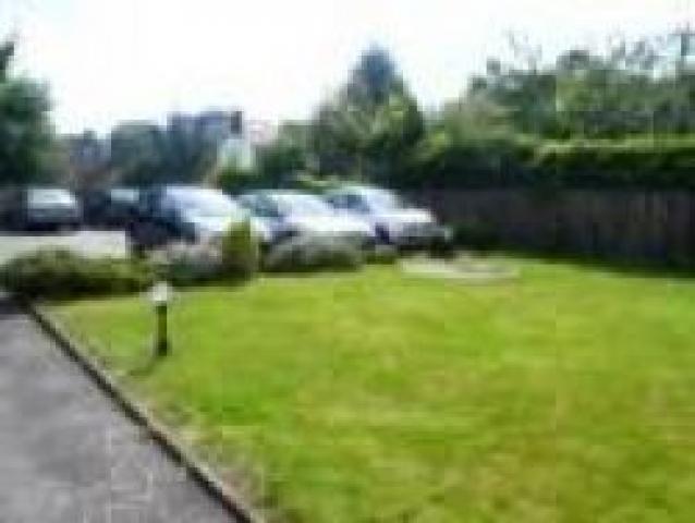 			2 Bedroom, 1 bath, 1 reception Flat			 Torrington Park, NORTH FINCHLEY