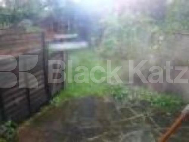 			2 Bedroom, 1 bath, 1 reception Flat			 Manor Park Road, EAST FINCHLEY