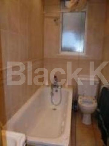 			2 Bedroom, 1 bath, 1 reception Flat			 Manor Park Road, EAST FINCHLEY