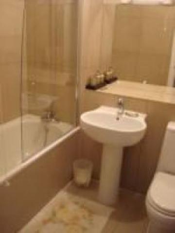 			NEW INSTRUCTION, 4 Bedroom, 1 bath, 1 reception Flat			 Elliott Square, PRIMROSE HILL