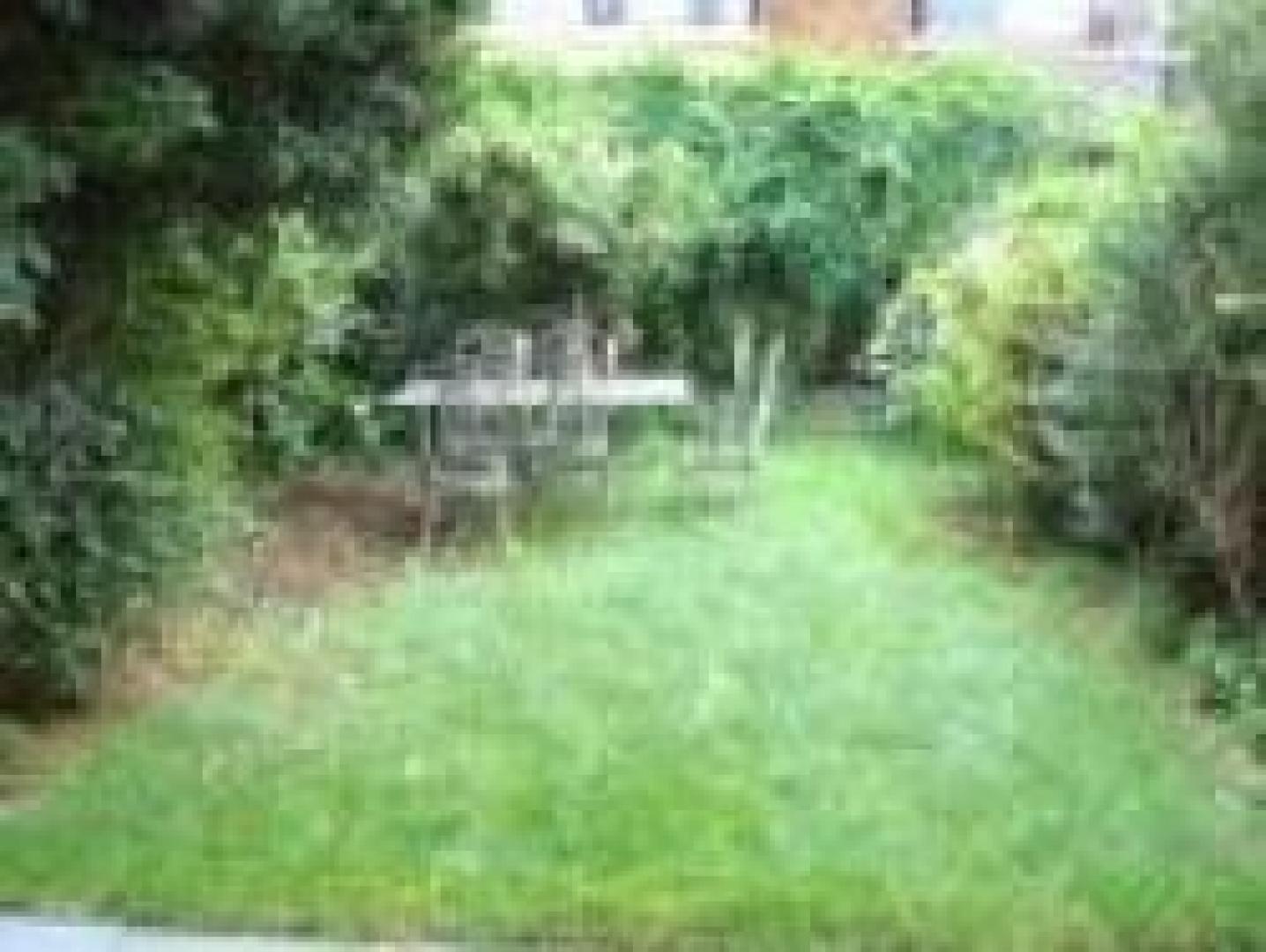 			NEW INSTRUCTION, 4 Bedroom, 1 bath, 1 reception Flat			 Elliott Square, PRIMROSE HILL