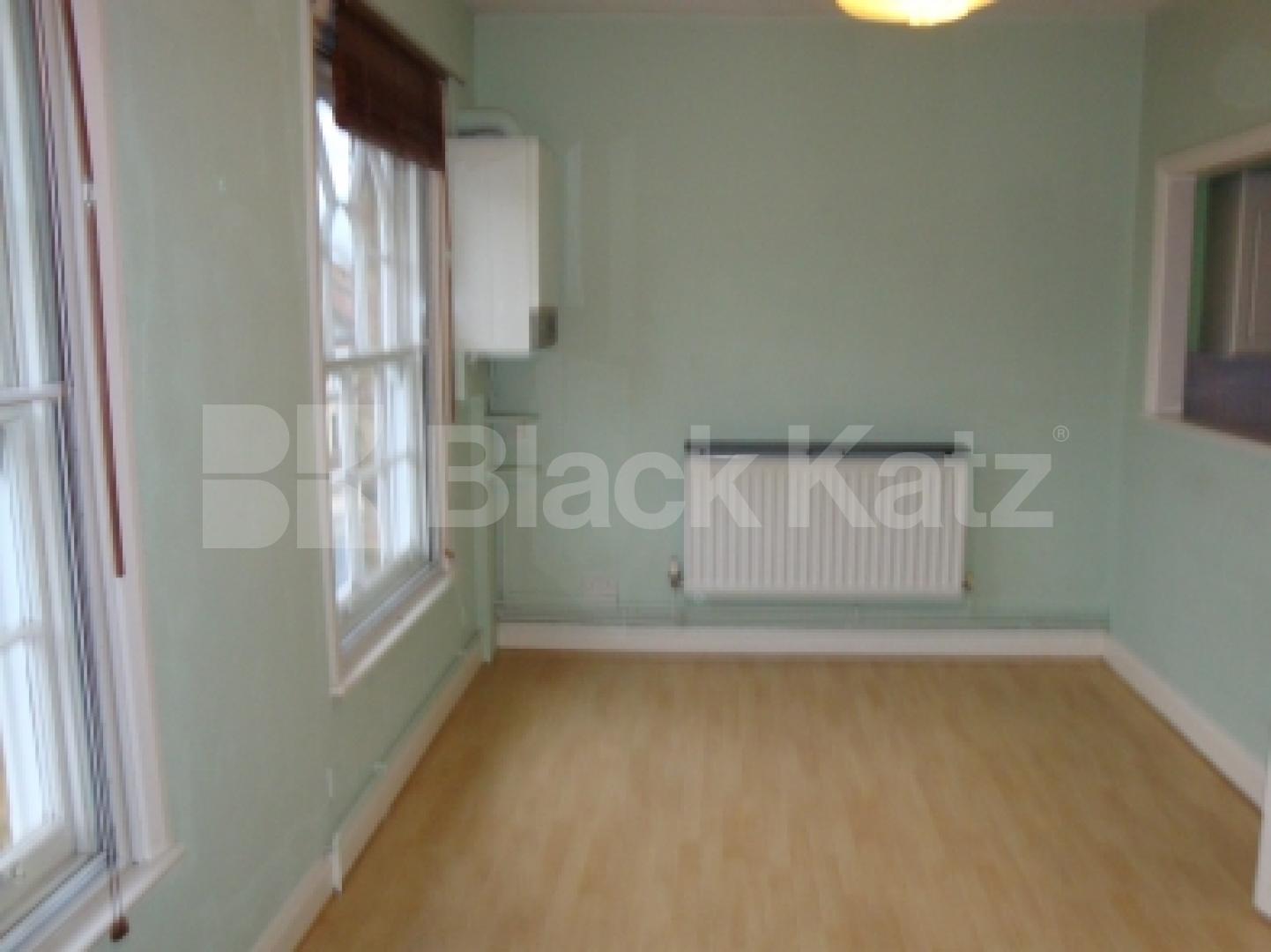 			NEW INSTRUCTION!, 1 Bedroom, 1 bath, 1 reception Flat			 Kilburn Lane, QUEENS PARK