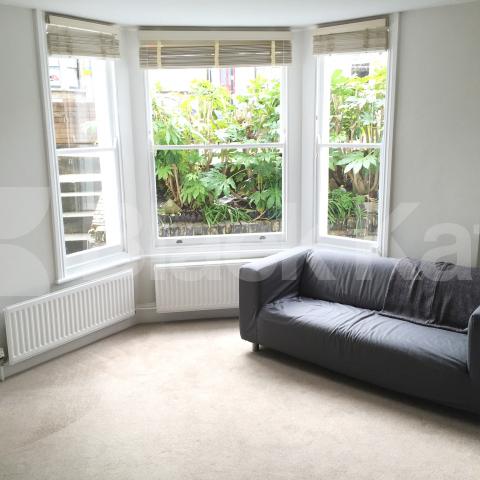 			TWO DOUBLE BEDROOMS AND A GARDEN!, 2 Bedroom, 1 bath, 1 reception Flat			 Tufnell Park Road, TUFNELL PARK
