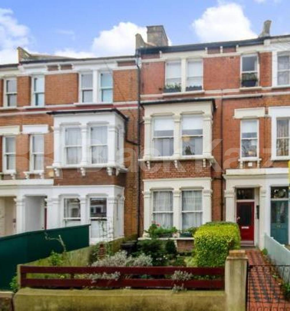 			STUNNING TWO BED IN TUFNELL PARK!, 2 Bedroom, 1 bath, 1 reception Flat			 Beversbrook Road, TUFNELL PARK
