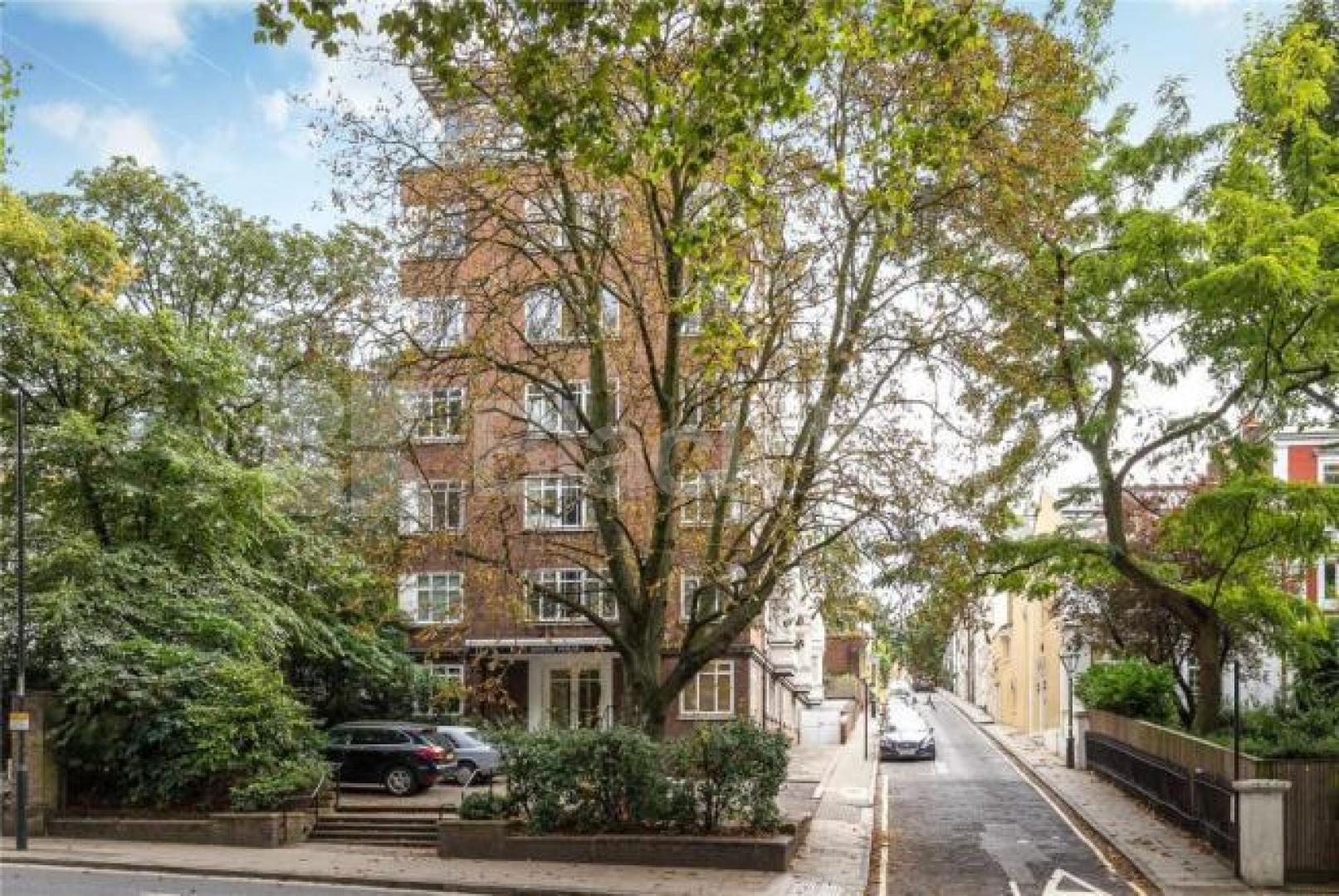 			SPACIOUS 3 BED GOOD FOR 4 SHARERS!, 3 Bedroom, 1 bath, 1 reception Flat			 Ludham, Lismore Circus, KENTISH TOWN