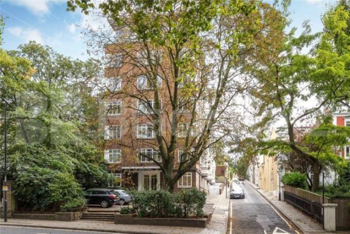 			SPACIOUS 3 BED GOOD FOR 4 SHARERS!, 3 Bedroom, 1 bath, 1 reception Flat			 Ludham, Lismore Circus, KENTISH TOWN