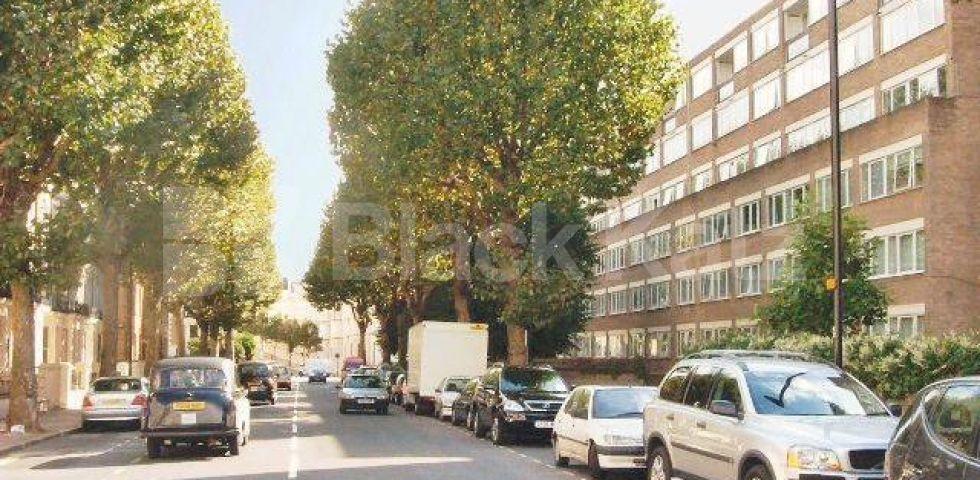 			MINUTES TO CANAL & TUBE & GOOD FOR 4 SHARERS! , 3 Bedroom, 1 bath, 1 reception Flat			 Shirland Road , WARWICK AVENUE 