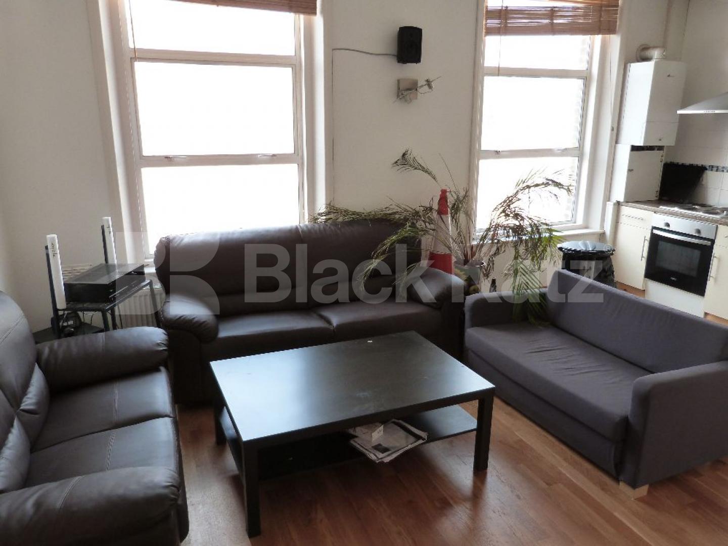 			NEW INSTRUCTION, 3 Bedroom, 1 bath, 1 reception Flat			 Kilburn Lane, QUEENS PARK