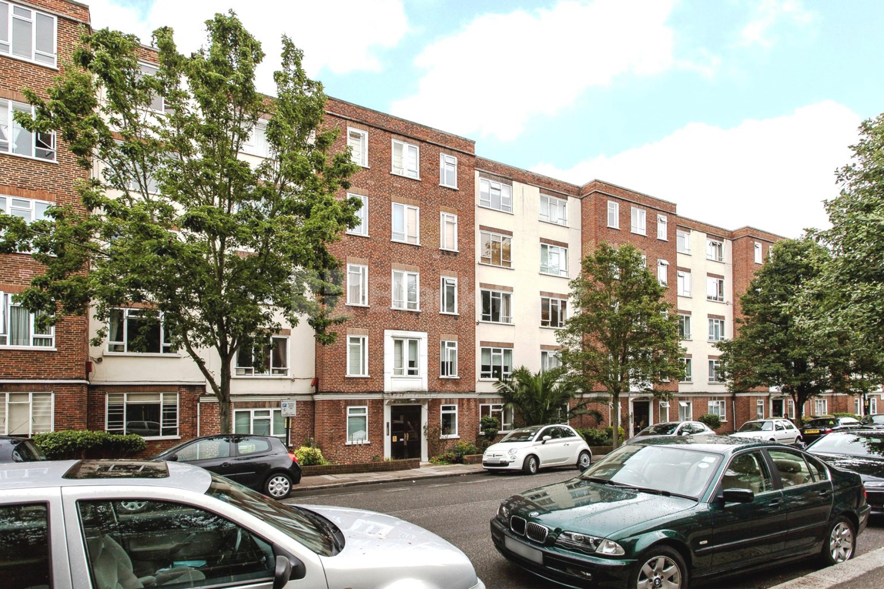 			NEW INSTRUCTION!, 2 Bedroom, 1 bath, 1 reception Flat			 Chalbert Street, ST JOHNS WOOD NW8