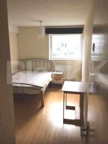 			SPACIOUS 3 BED GOOD FOR 4 SHARERS!, 3 Bedroom, 1 bath, 1 reception Flat			 Ludham, Lismore Circus, KENTISH TOWN