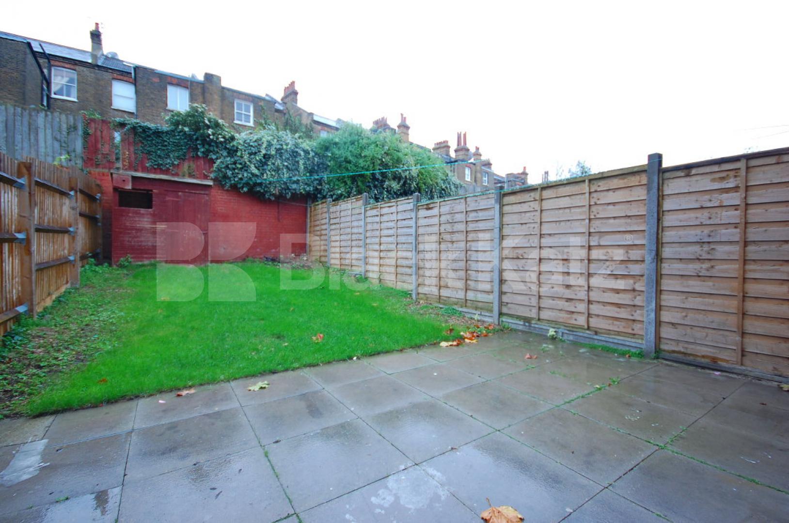 			NEW INSTRUCTION!, 3 Bedroom, 1 bath, 1 reception House			 Dowland Street, QUEENS PARK