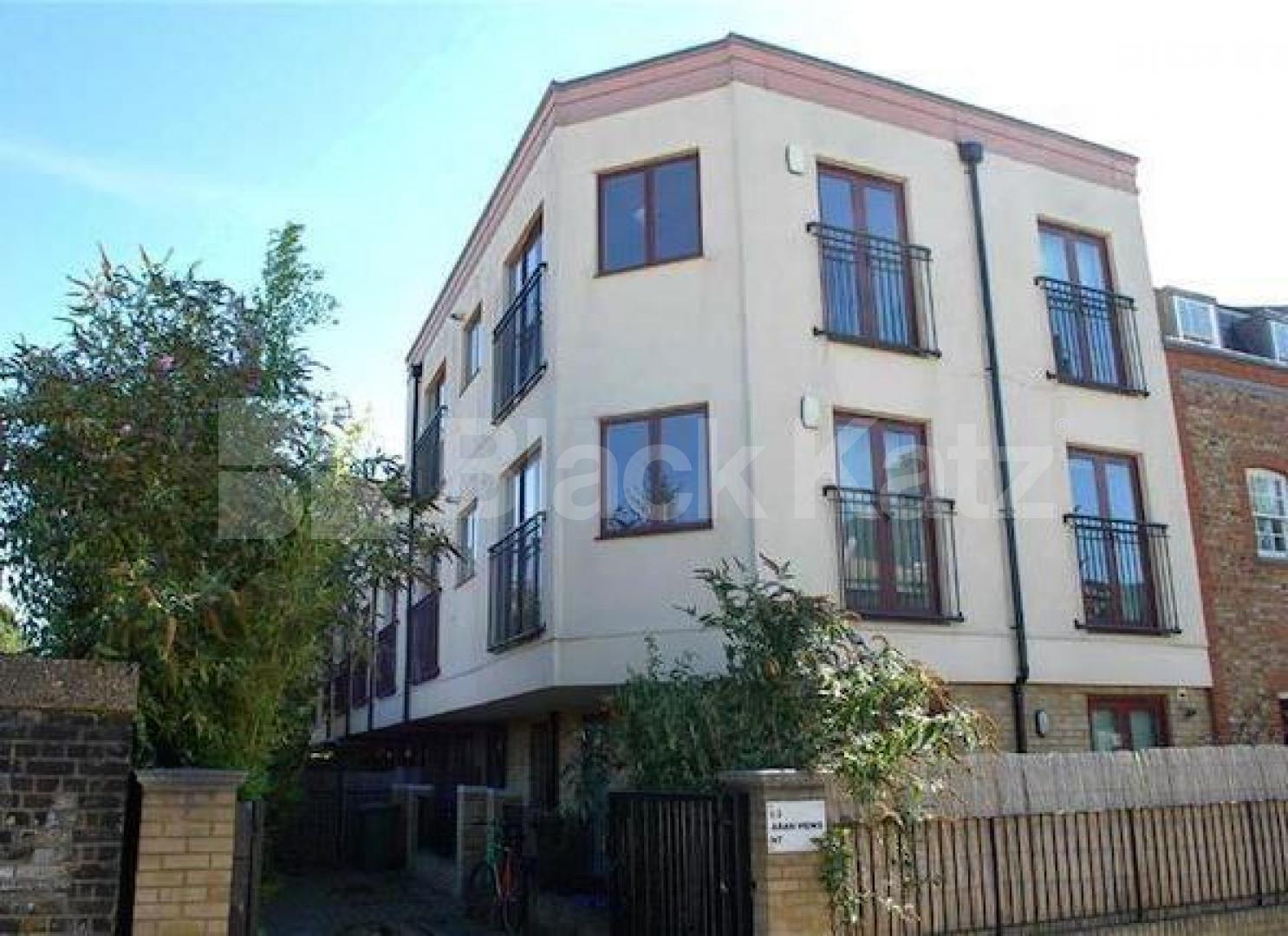 			NEW INSTRUCTION, 1 Bedroom, 1 bath, 1 reception Flat			 Barnsbury Grove, ISLINGTON/BARNSBURY