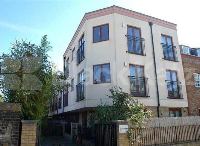 			NEW INSTRUCTION, 1 Bedroom, 1 bath, 1 reception Flat			 Barnsbury Grove, ISLINGTON/BARNSBURY