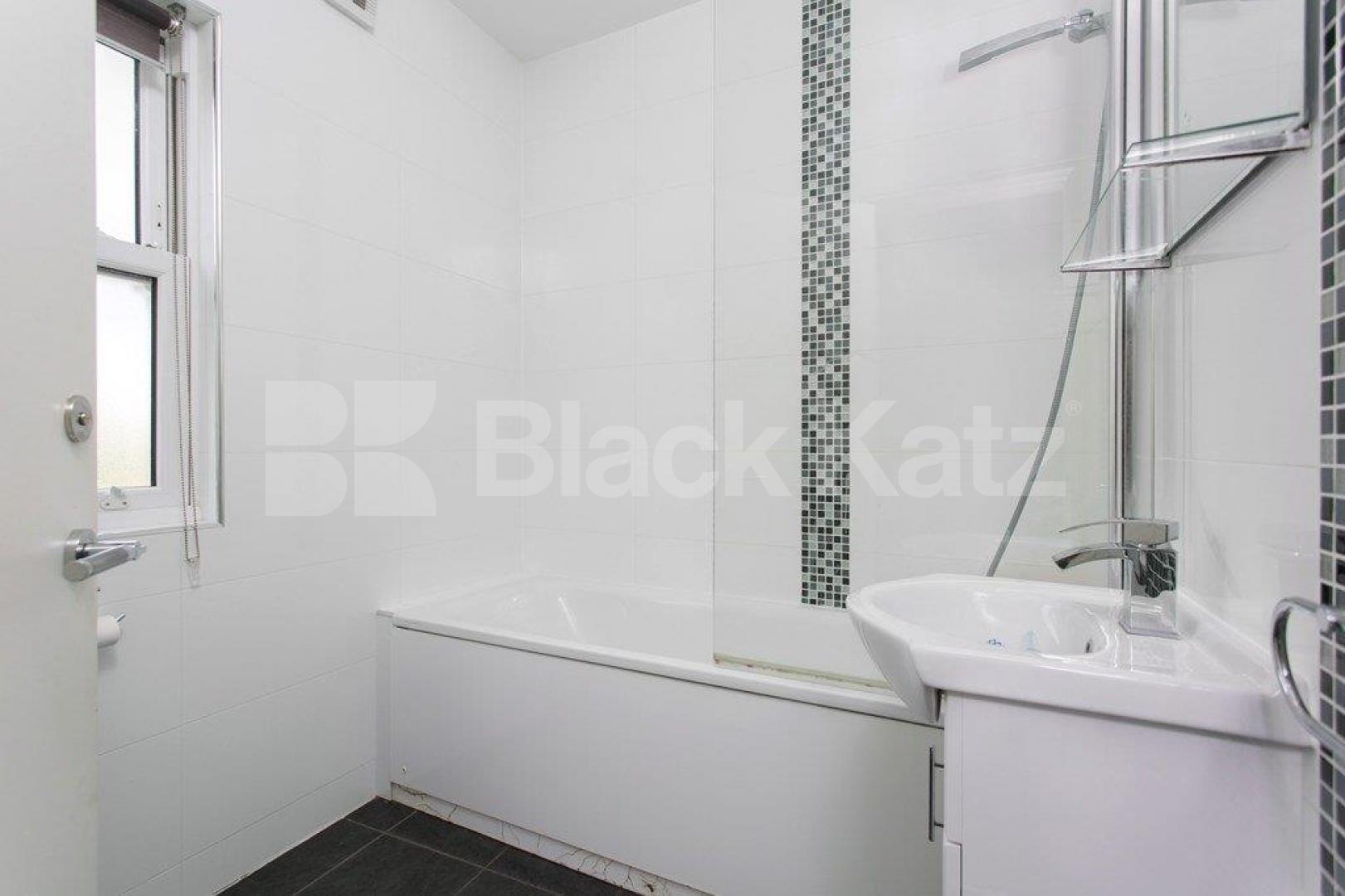 			NEW INSTRUCTION!, 2 Bedroom, 1 bath, 1 reception Flat			 Hillmarton Road, ISLINGTON