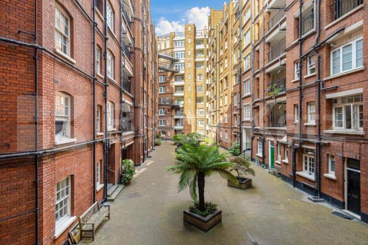 3 bedroom property within an iconic mansion block in bloomsbury  Judd Street , Bloomsbury / Kings Cross