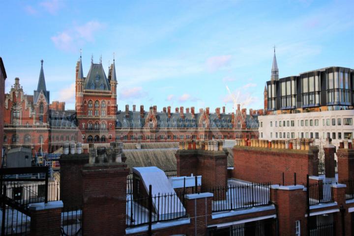 3 bedroom property within an iconic mansion block in bloomsbury  Judd Street , Bloomsbury / Kings Cross