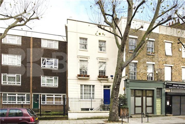 			NEW INSTRUCTION!, 2 Bedroom, 1 bath, 1 reception Flat			 Royal College Street , CAMDEN