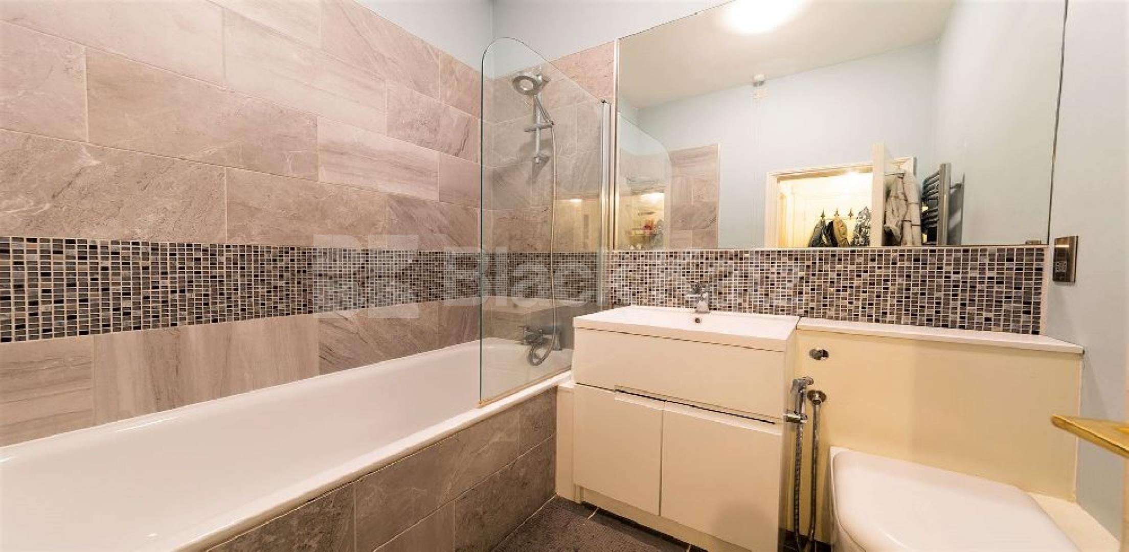 Super two bed in the heart of maida vale mins to tube and shops Randolph Avenue, Maida Vale