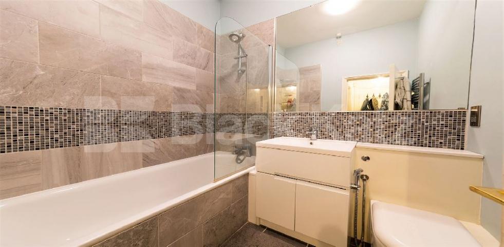 Super two bed in the heart of maida vale mins to tube and shops Randolph Avenue, Maida Vale