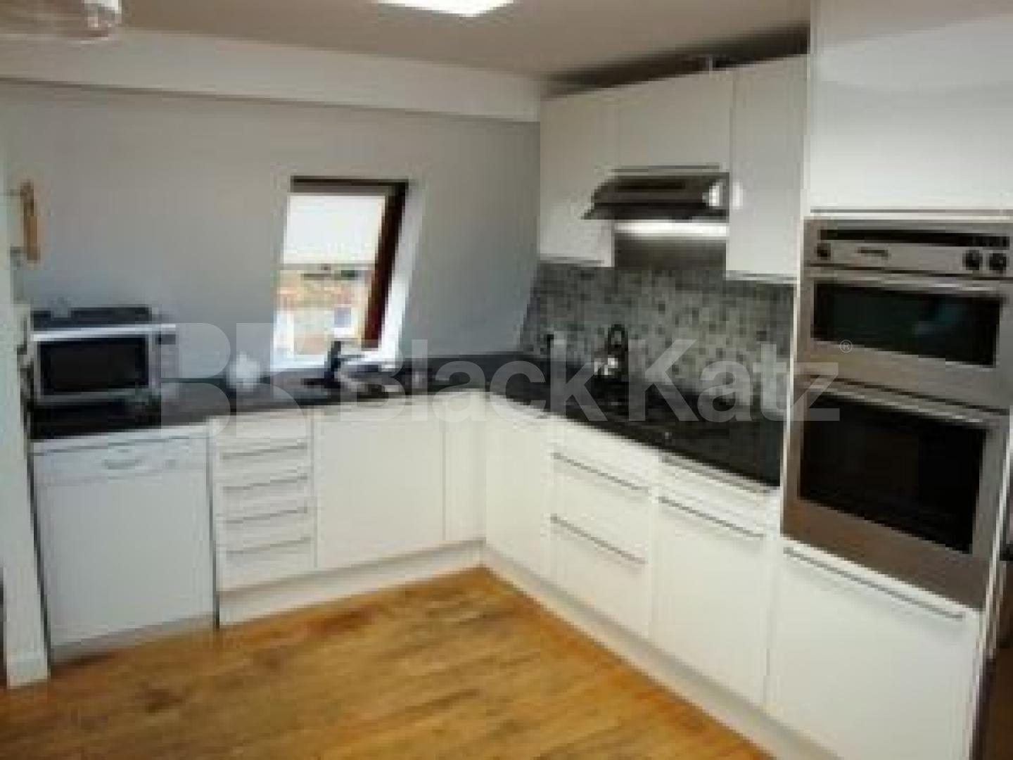 			NEW INSTRUCTION, 2 Bedroom, 1 bath, 1 reception Flat			 Rosemont Road, FINCHLEY ROAD 