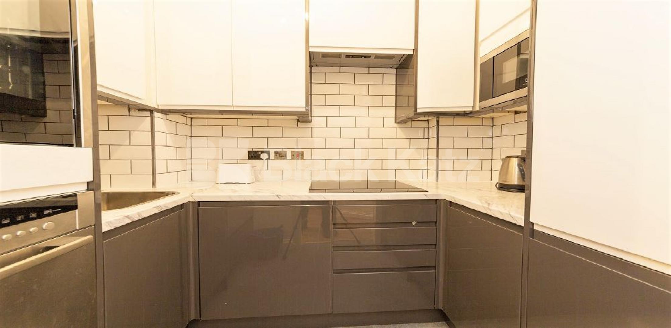 Super two bed in the heart of maida vale mins to tube and shops Randolph Avenue, Maida Vale