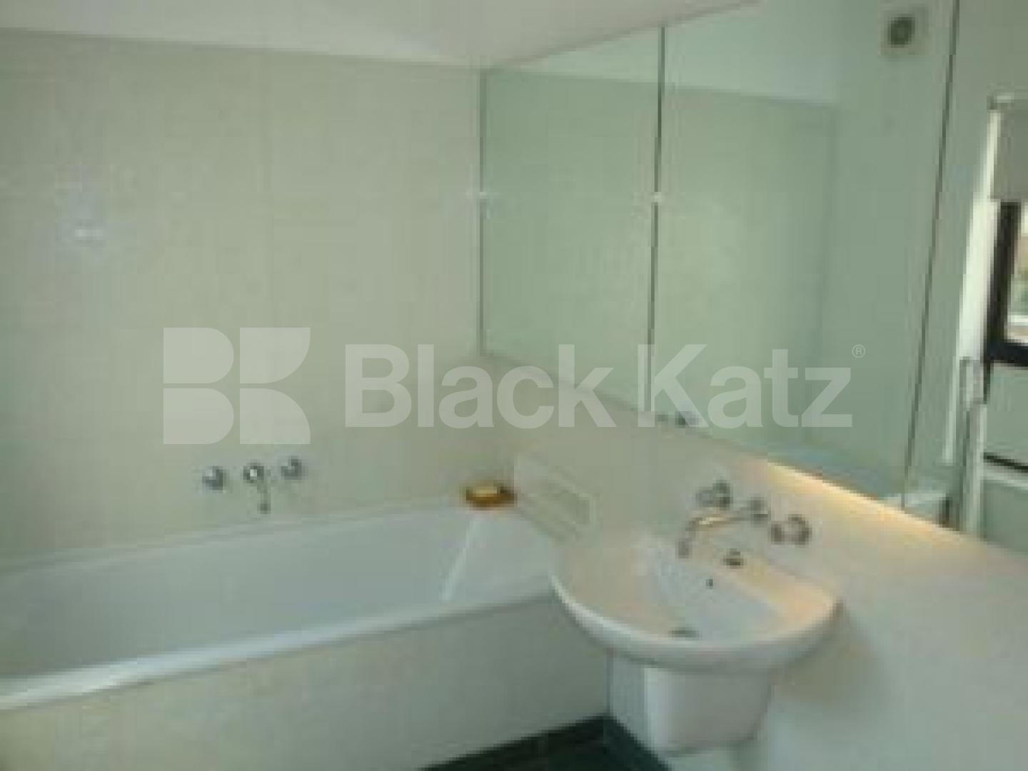 			NEW INSTRUCTION, 2 Bedroom, 1 bath, 1 reception Flat			 Rosemont Road, FINCHLEY ROAD 