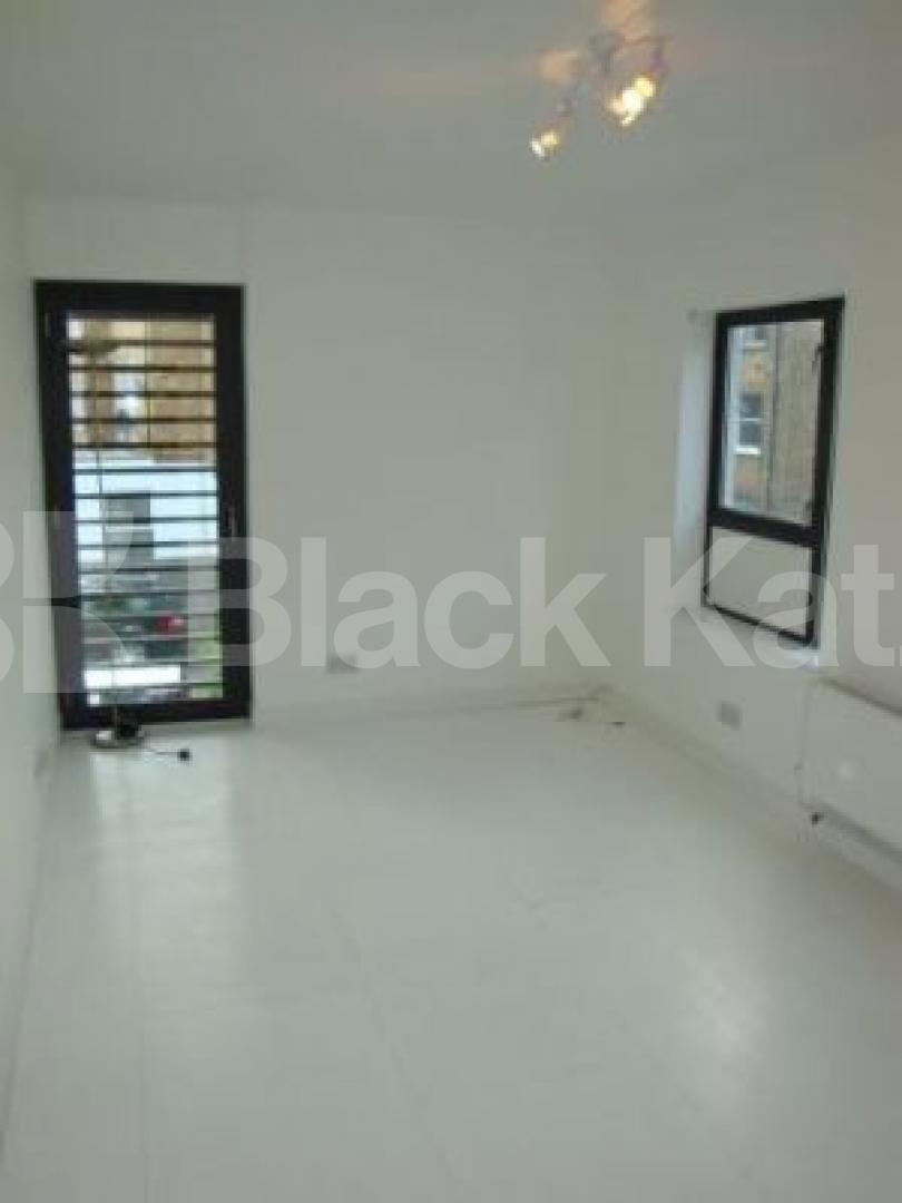 			NEW INSTRUCTION, 2 Bedroom, 1 bath, 1 reception Flat			 Rosemont Road, FINCHLEY ROAD 