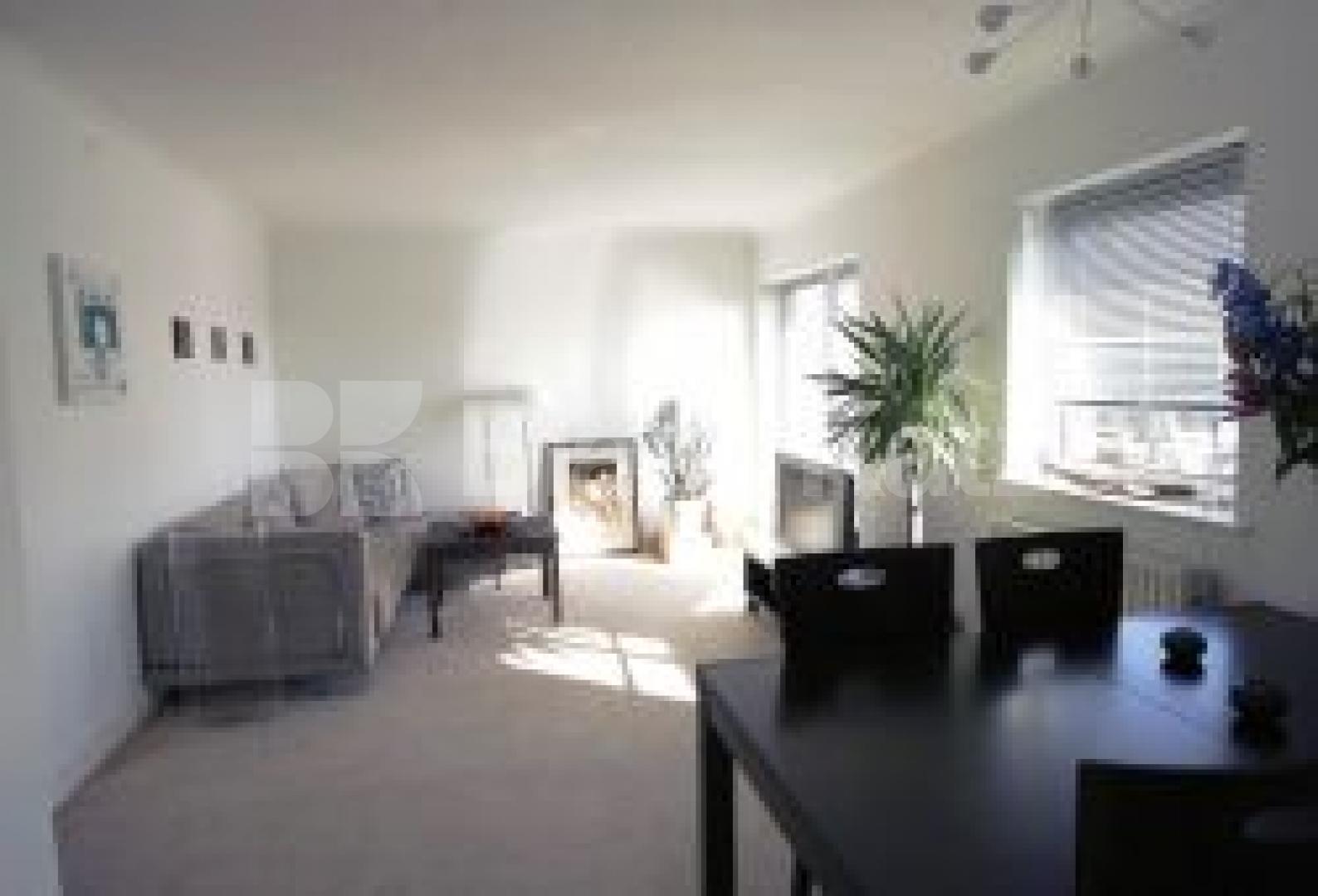 			MUST SEE !, 2 Bedroom, 1 bath, 1 reception Flat			 Grand Union Close, WESTBOURNE PARK W9