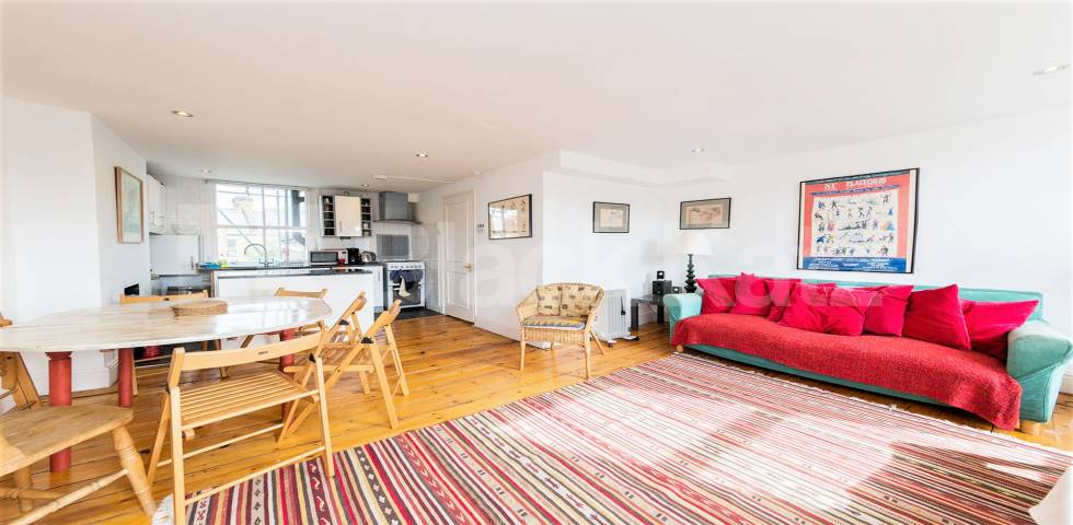 			4 Bedroom, 2 bath, 1 reception 			 Maygrove Road,  London  NW6