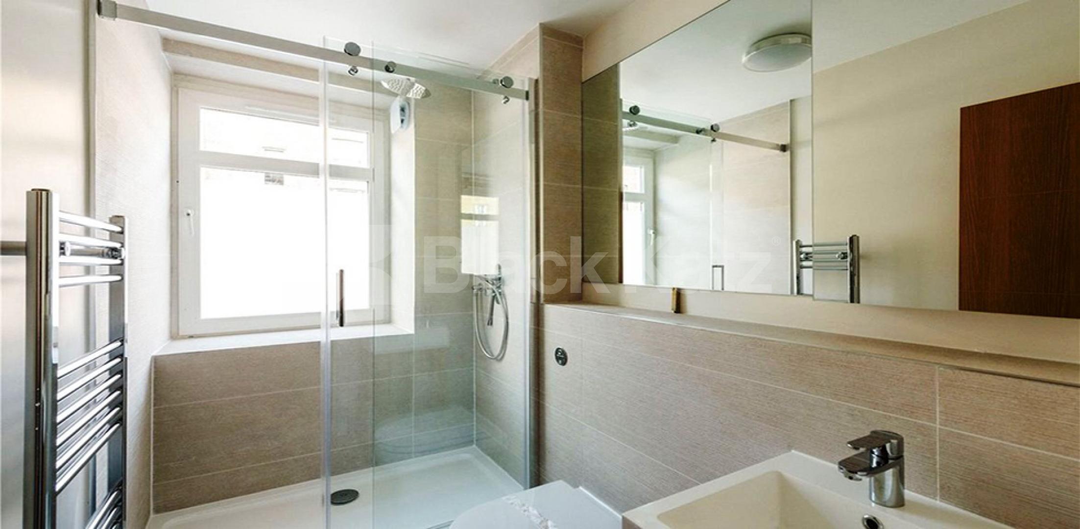 Modern one bed located within a stones throw to Regents Park Albany Street, Regents Park - Great Portland Street