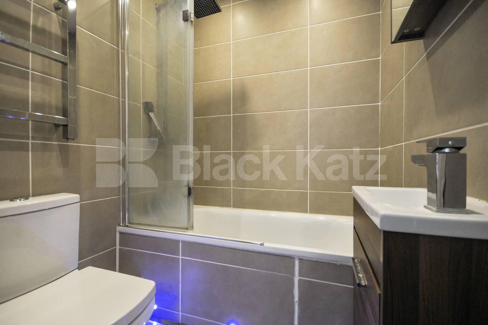 A well-presented one-bedroom apartment situated on the sought-after Glenloch Road, NW3 Glenloch road, Belsize Park, NW3 (Gas and Water Included),  London