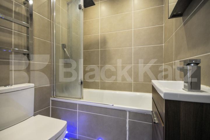 A well-presented one-bedroom apartment situated on the sought-after Glenloch Road, NW3 Glenloch road, Belsize Park, NW3 (Gas and Water Included),  London