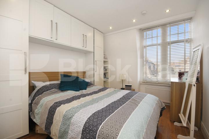 A well-presented one-bedroom apartment situated on the sought-after Glenloch Road, NW3 Glenloch road, Belsize Park, NW3 (Gas and Water Included),  London