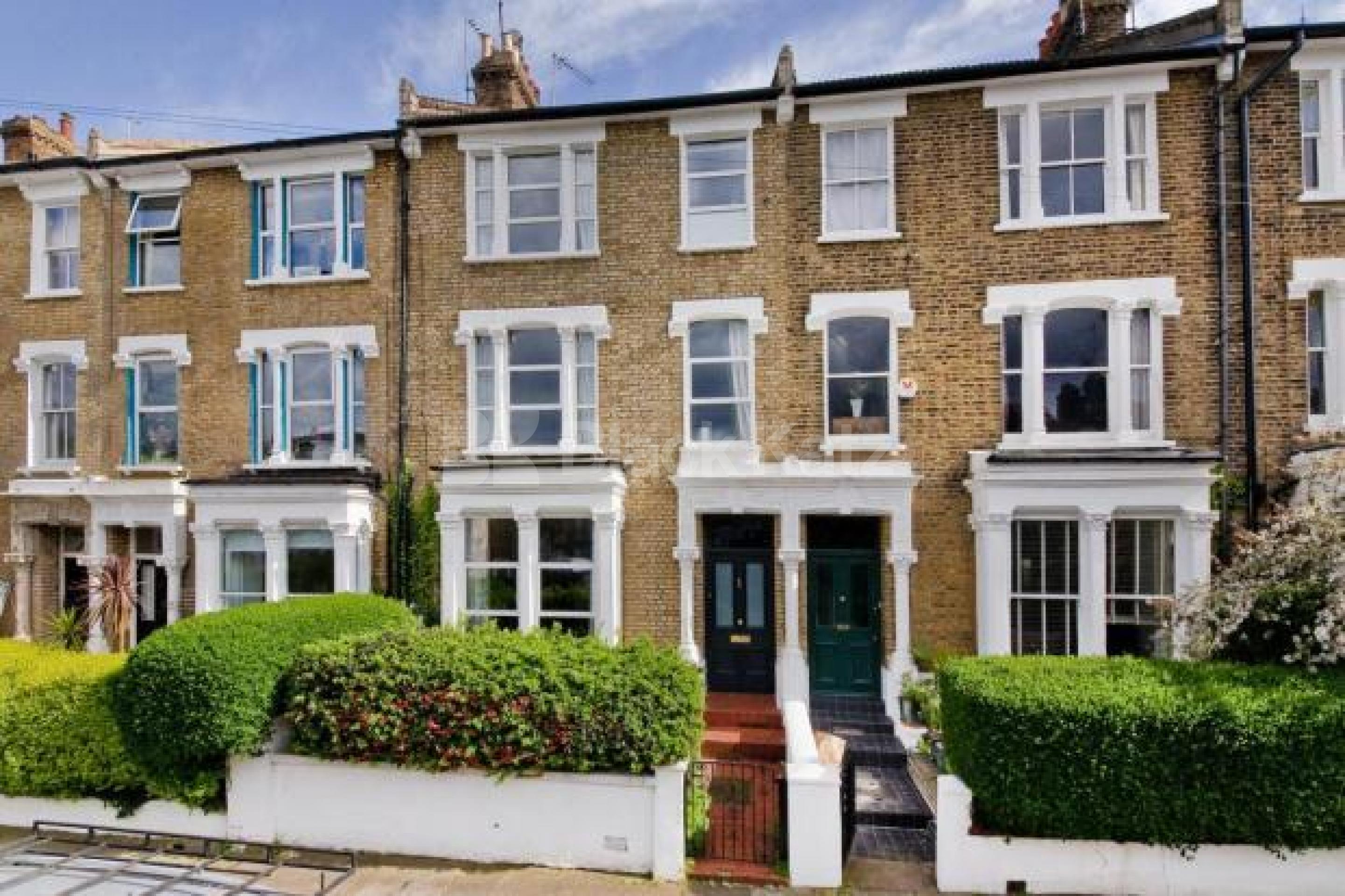 			Now Let, 3 Bedroom, 1 bath, 1 reception Flat			 Riversdale road, Hignbury  N5