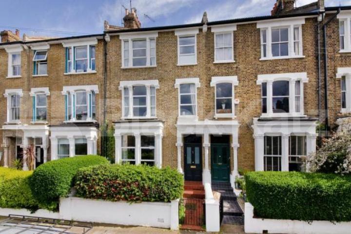 			Now Let, 3 Bedroom, 1 bath, 1 reception Flat			 Riversdale road, Hignbury 